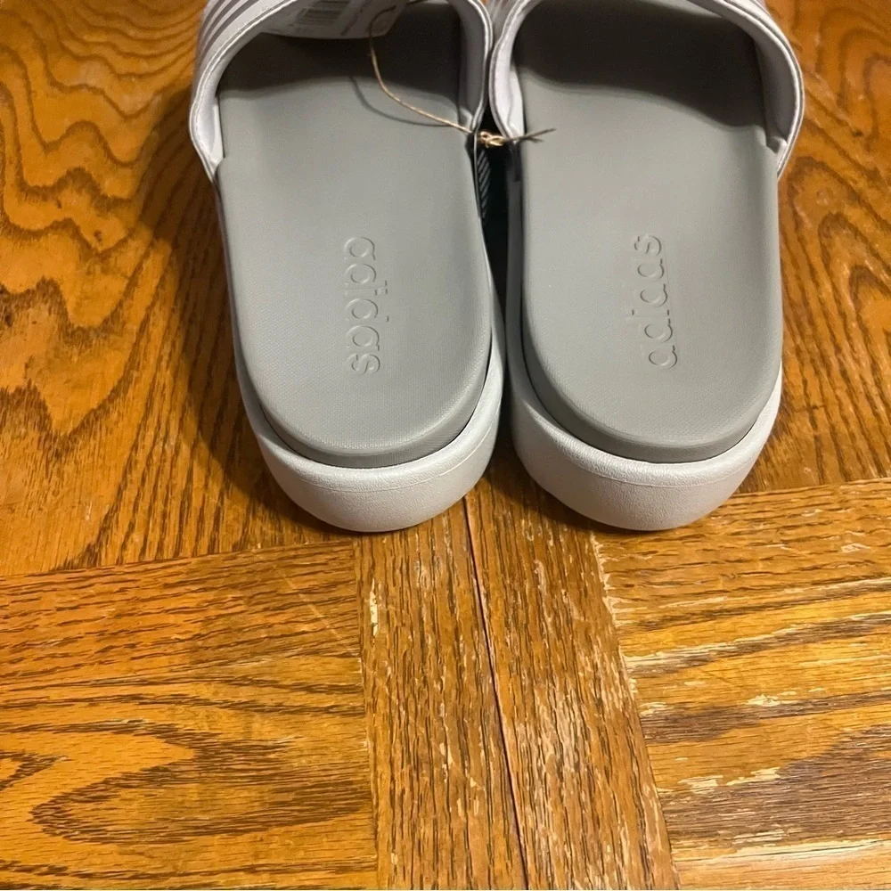 NEW Adidas Women's Adilette Platform Slide Sandals in Gray Silver Sz 11